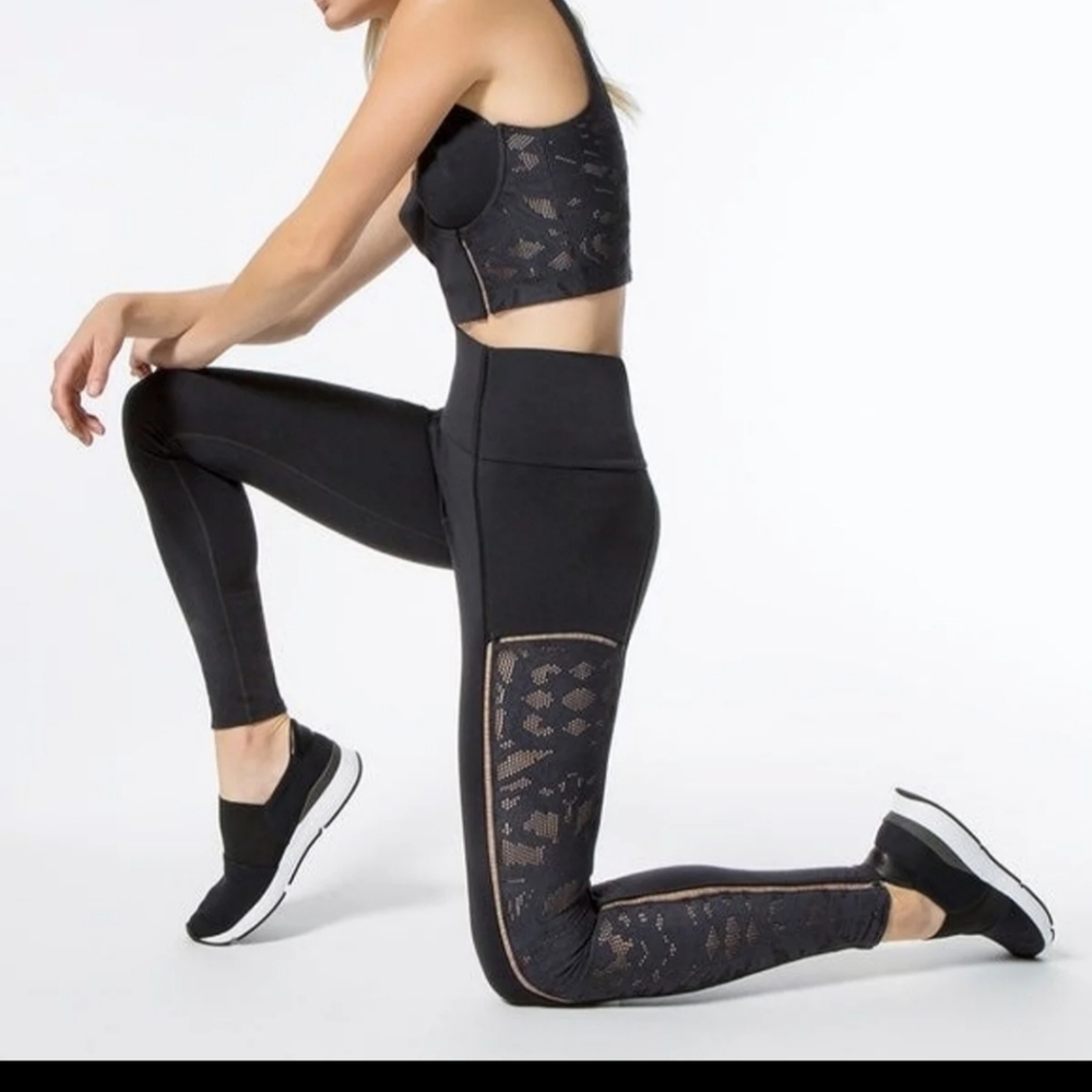 Like New🤩 Jonathan Simkhai Carbon 38 Leggings